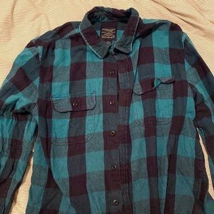 American eagle button down LG